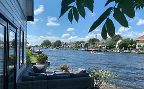 Holiday Home At The Water, Fire Place, Boat And Sup Rent, Near Amsterdam